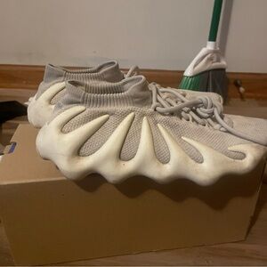 Yeezy 450 cloud white